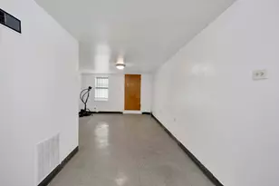 1927 W 34th Pl, Chicago, IL 60608 - Photo 14