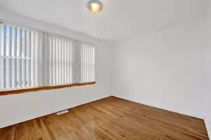 1927 W 34th Pl, Chicago, IL 60608 - Photo 12