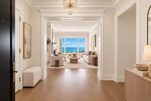 800 N Michigan Ave, Chicago, IL 60611 - Photo 2
