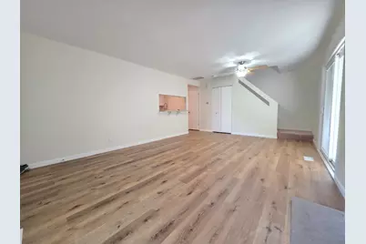 338 Bunker Hill Circle, Aurora, IL 60504 - Photo 2