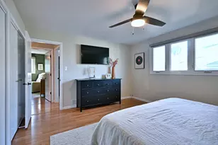 542 W Armitage Ave, Elmhurst, IL 60126 - Photo 22
