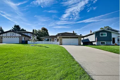 542 W Armitage Avenue, Elmhurst, IL 60126 - Photo 2