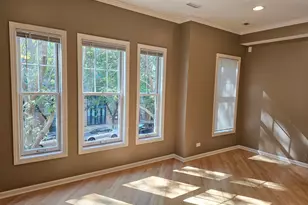 1310 W Fletcher St, Chicago, IL 60657 - Photo 14