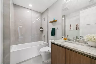 1157 W Erie Street #3W, Chicago, IL 60642 - Photo 32