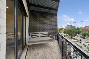1157 W Erie St, Chicago, IL 60642 - Photo 28