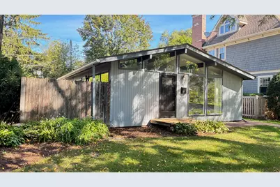 216 Broadway Street, Libertyville, IL 60048 - Photo 1