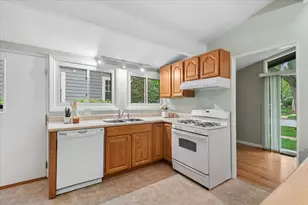 216 Broadway St, Libertyville, IL 60048 - Photo 8
