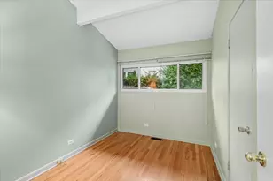 216 Broadway St, Libertyville, IL 60048 - Photo 14