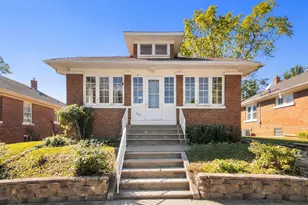 913 Clement St, Joliet, IL 60435 - Photo 1