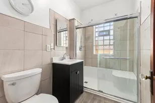 913 Clement St, Joliet, IL 60435 - Photo 8