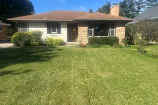 714 S Villa Ave, Villa Park, IL 60181 - Photo 1