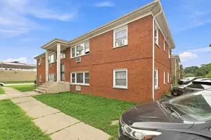 15018 Dorchester Ave, Dolton, IL 60419 - Photo 2