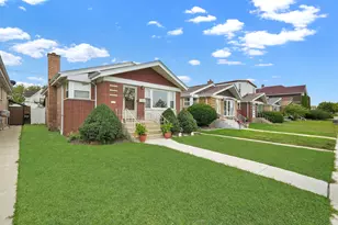 3719 W 66th Pl, Chicago, IL 60629 - Photo 2