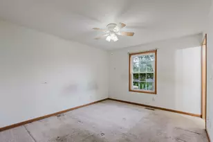 107 Lake St, Washington, IL 61571 - Photo 12