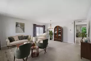 843 Brahms Rd, Volo, IL 60073 - Photo 4