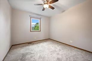 169 Park Meadow Ln, Bolingbrook, IL 60440 - Photo 20