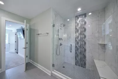 [Address not provided], Glen Ellyn, IL 60137 - Photo 22