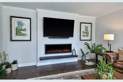 [Address not provided], Glen Ellyn, IL 60137 - Photo 12