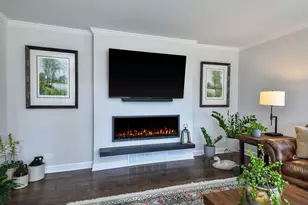 [Address not provided], Glen Ellyn, IL 60137 - Photo 12