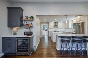 [Address not provided], Glen Ellyn, IL 60137 - Photo 4