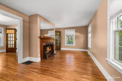107 E Main Street, Yorkville, IL 60560 - Photo 2