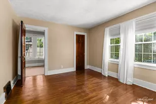 107 E Main St, Yorkville, IL 60560 - Photo 10