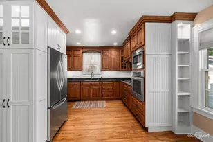 107 E Main St, Yorkville, IL 60560 - Photo 6