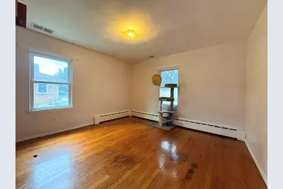 925 Glen Court, Waukegan, IL 60085 - Photo 4