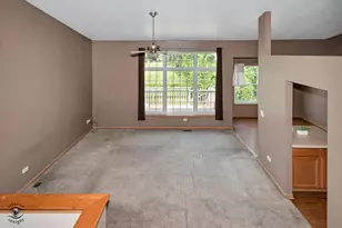 16006 Golf View Dr, Lockport, IL 60441 - Photo 4
