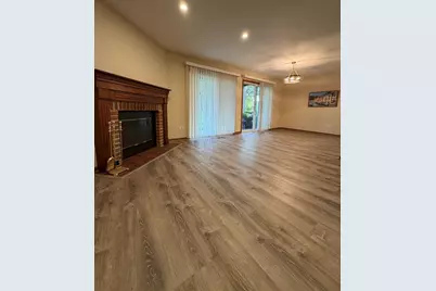2849 Meadow Lane #B, Schaumburg, IL 60193 - Photo 8