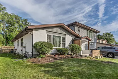 315 Morningside Drive, Bloomingdale, IL 60108 - Photo 2