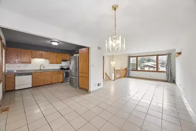 4352 150th Street, Midlothian, IL 60445 - Photo 2