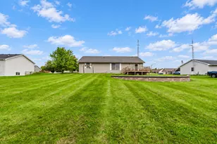 427 Sunset Dr, Colfax, IL 61728 - Photo 32