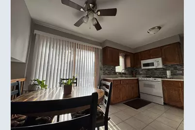 13004 S Blossom Drive, Alsip, IL 60803 - Photo 8