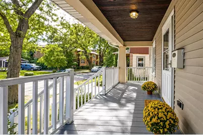 198 W Quincy Street, Riverside, IL 60546 - Photo 2