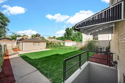 9746 S Dobson Avenue, Chicago, IL 60628 - Photo 22