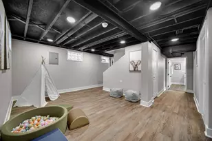 9746 S Dobson Ave, Chicago, IL 60628 - Photo 18