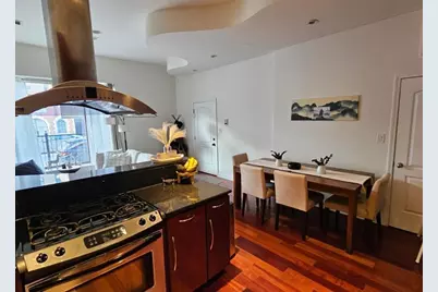 1454 W Blackhawk Street #1, Chicago, IL 60642 - Photo 4