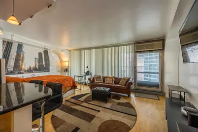 300 N State Street #2204, Chicago, IL 60654 - Photo 4