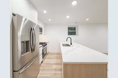 2113 N Kenmore Avenue #G, Chicago, IL 60614 - Photo 4