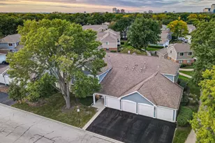 309 Maplewood Ct, Schaumburg, IL 60193 - Photo 30