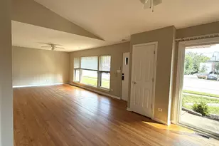 266 S Prospect Ave, Clarendon Hills, IL 60514 - Photo 8