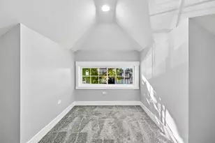7649 S Luella Ave, Chicago, IL 60649 - Photo 26