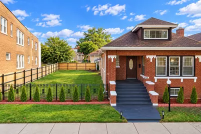 7649 S Luella Avenue, Chicago, IL 60649 - Photo 2