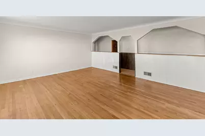629 De Angelis Court, Chicago Heights, IL 60411 - Photo 6