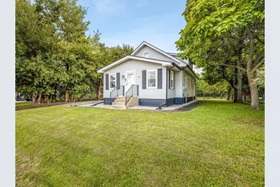813 Harlem Road, Machesney Park, IL 61115 - Photo 2