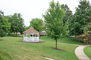 1139 Georgetown Way, Vernon Hills, IL 60061 - Photo 38