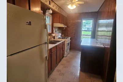 211 W Liberty Street, Joy, IL 61260 - Photo 6