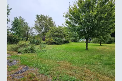 211 W Liberty Street, Joy, IL 61260 - Photo 24