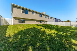 2057 W Helen Dr, Romeoville, IL 60446 - Photo 38